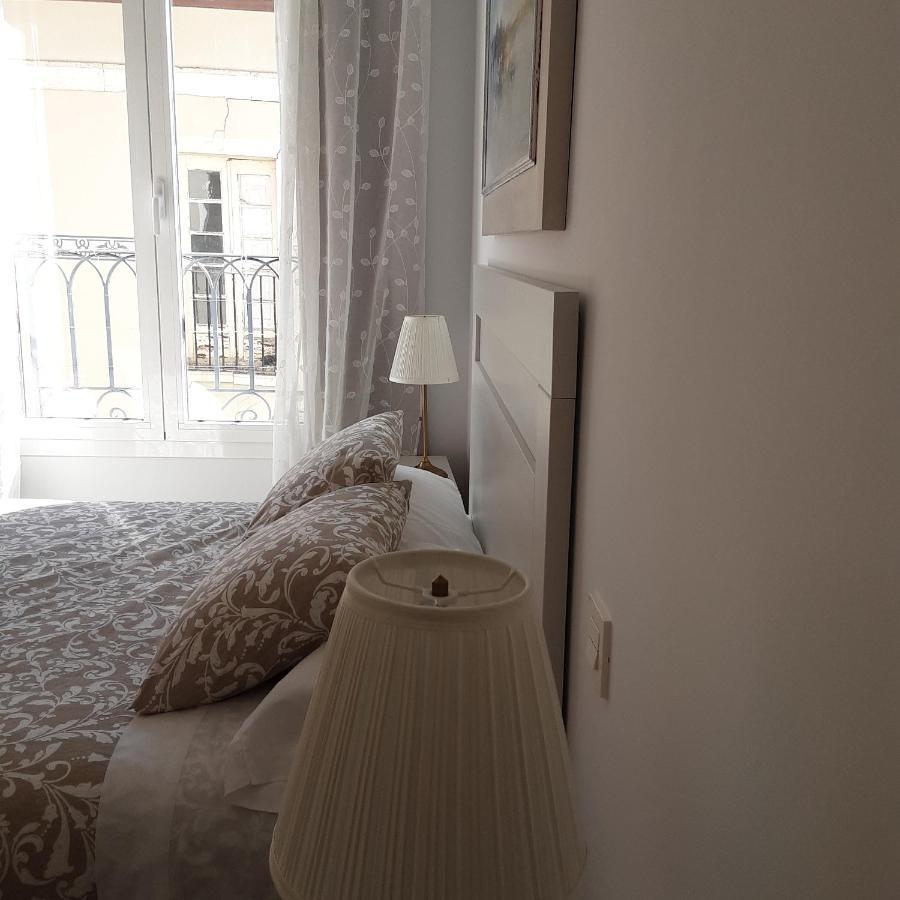 Living Burgos Apartment Bagian luar foto