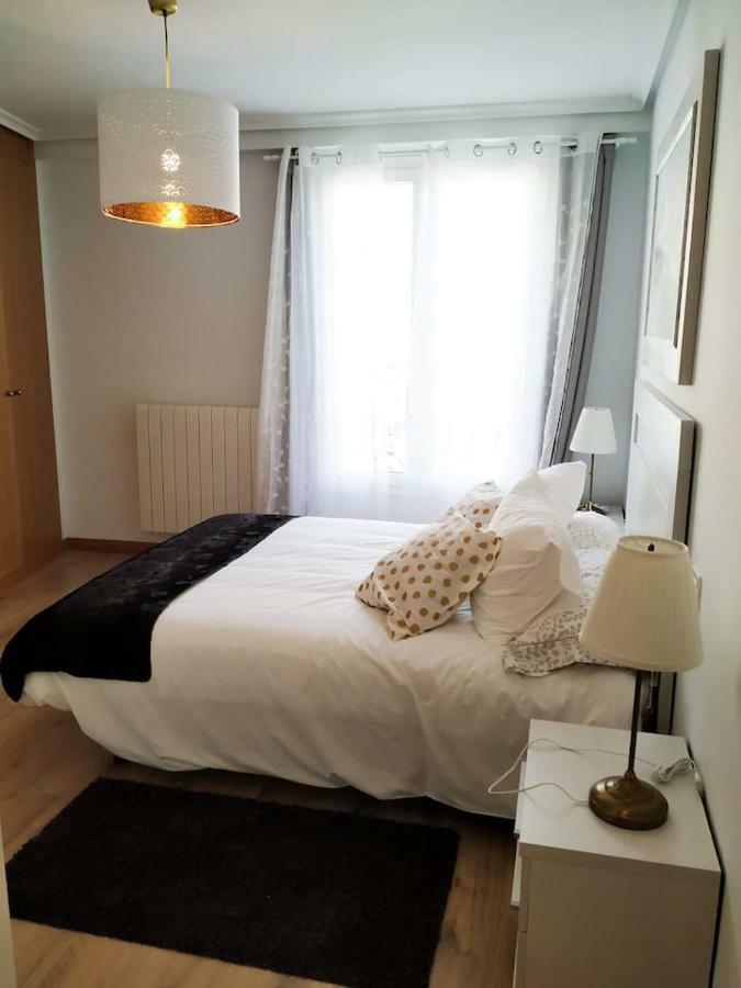 Living Burgos Apartment Bagian luar foto
