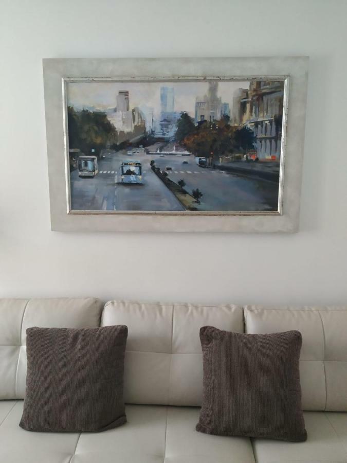 Living Burgos Apartment Bagian luar foto